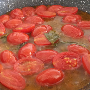 Date tomato sauce 330ml